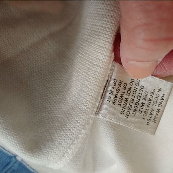 Embroidered red white & blue retro cardigan med - Picture 11 of 11